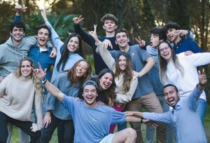 "Premios Juventud 2024": Última jornada de votación para reconocer a los jóvenes destacados de Encarnación