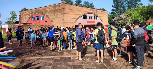 Arranca la Colonia de Vacaciones en Encarnación con una gran participación