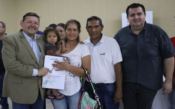 Llega al 70% la titulación de tierras de Arroyito en Concepción