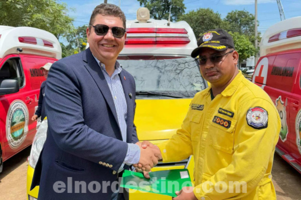 Por primera vez en su historia, Capitán Bado recibe una ambulancia equipada de las diez gestionadas por Juancho Acosta - El Nordestino