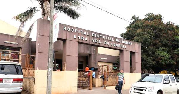 La Nación / Atrapan a supuesto ladrón de tapallantas de autos que operaba en cercanías de un hospital