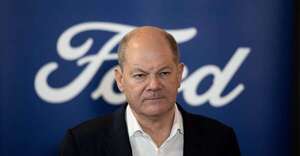 Scholz asegura que luchará por cada puesto de trabajo en su visita a la fábrica de Ford - Mundo - ABC Color