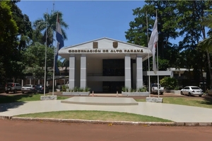 Luego de tres años de la denuncia, imputan a exjefe departamental por supuesto acoso sexual - Noticiero Paraguay