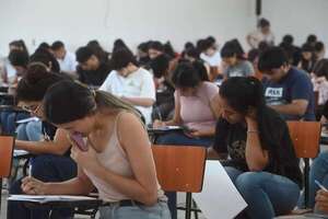 Atención: así podés postularte a becas de posgrado en Paraguay - Nacionales - ABC Color