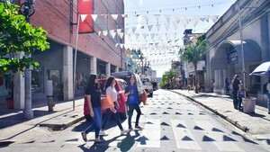 Brecha de género persistente en el mercado laboral de la zona urbana
