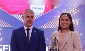 Profe Poli elegida por la APF como mejor árbitra 2024