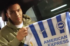 Versus / Brighton oficializa la llegada del paraguayo Diego Gómez