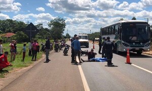 Accidente fatal: Motociclista pierde la vida al ser arrollado por un camión en Coronel Oviedo – Prensa 5