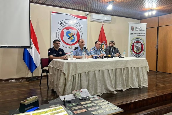La Policía Nacional lanza campaña para prevenir estafas en fiestas de fin de año