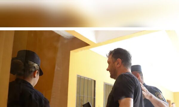 Tras su detención en Paraguay senador kurepa fue rajado de su partido