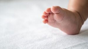 Imputan a una sy alhaja por tirar ka’ure a su bebé a un basurero