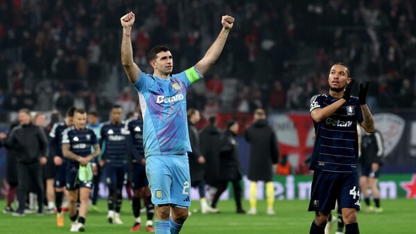 Aston Villa rumbo a los octavos de final
