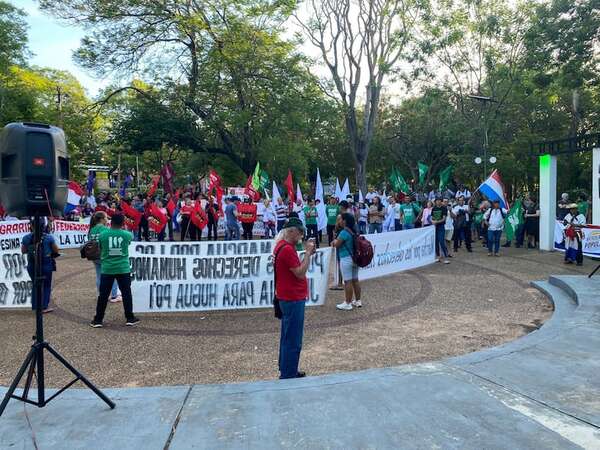 Día de los Derechos Humanos: Confederación de Trabajadores denuncia atropello diario - Nacionales - ABC Color