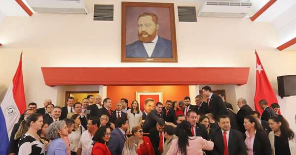 La Nación / Apoderados abandonan Fuerza Republicana y se suman a HC