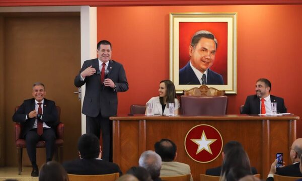 Nueva fuga de Fuerza Republicana hacia Honor Colorado