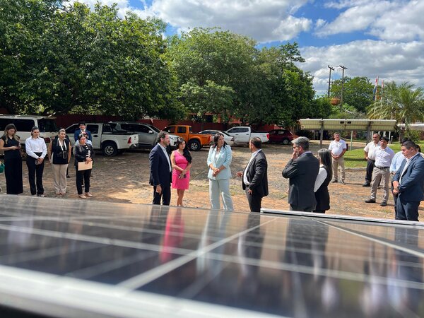 MOPC impulsa diversificación energética con inauguración de su propia planta solar - .::Agencia IP::.