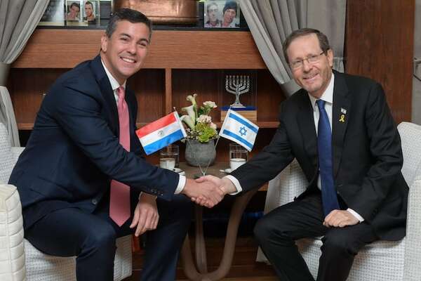 Santiago Peña y el presidente de Israel celebran el retorno de la embajada paraguaya a Jerusalén - Mundo - ABC Color