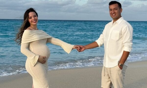 [GALERÍA] ¡Néstor Camacho y su doña revelaron el sexo del bebé que esperan!