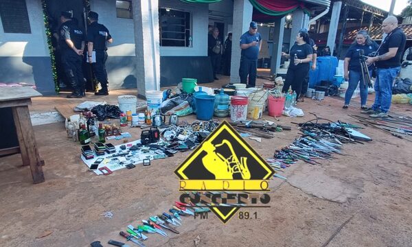 Incautan celulares, armas, drogas de cárcel de CDE tras aparente plan de fuga