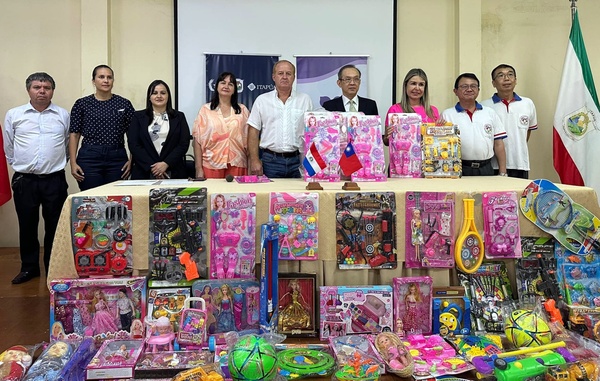 Gobierno de Itapúa recibió donación de juguetes para los niños indígenas por parte de China Taiwán - .::Agencia IP::.