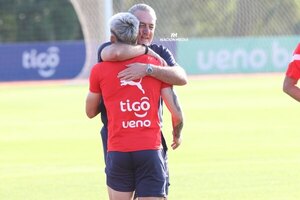 Versus / Lo que dijo Gustavo Alfaro sobre la complicada situación de Julio Enciso en el Brighton