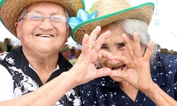 Más de 315.000 adultos mayores cobran pensiones este miércoles