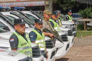 Gobierno completa 40 patrulleras entregadas para reforzar seguridad en la capital del país - .::Agencia IP::.