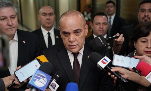 Oposición pide a colorados postergar estudio del proyecto que modifica Código Electoral