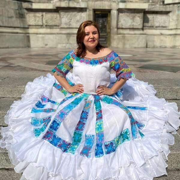 Vivi Talavera reúne a varios artistas para “Guaranias, Flores y Sentimiento Popular” - Música - ABC Color