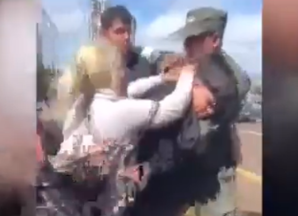Tensión en la frontera: pelea entre conductores en el sur - SNT