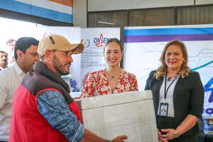 Entregan ayudas técnicas a personas con discapacidad en Guairá