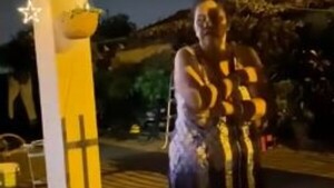 Profe dice que le robaron la plata para colación