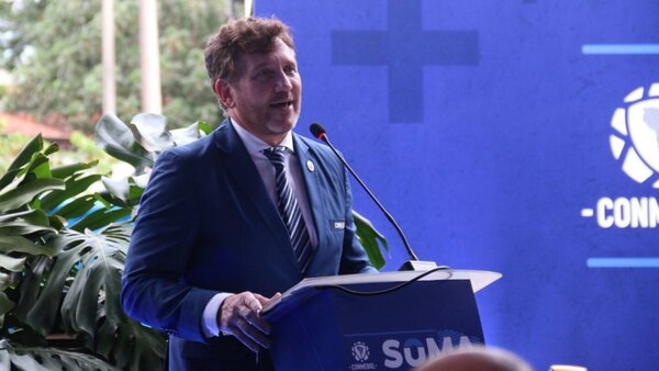 Domínguez celebra el "hito" que el Mundial 2023 se abra en Argentina, Uruguay y Paraguay