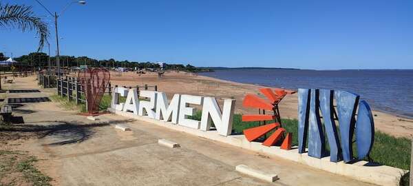 Carmen del Paraná: funcionarios no cobran hace más de dos meses y comuna pide millonario préstamo para cubrir los salarios - Política - ABC Color