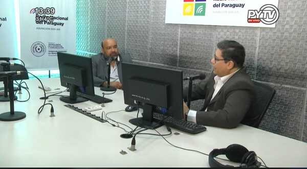 Analista político visita Radio Nacional del Paraguay para explicar la situación actual en Siria • RADIO NACIONAL
