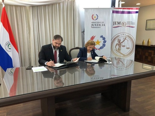 Ministerio de Justicia y JEM firman convenio para capacitar a funcionarios públicos - ADN Digital