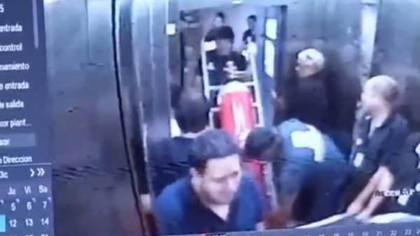 Video: Así explotó el balón de gas en ascensor de Registros Públicos