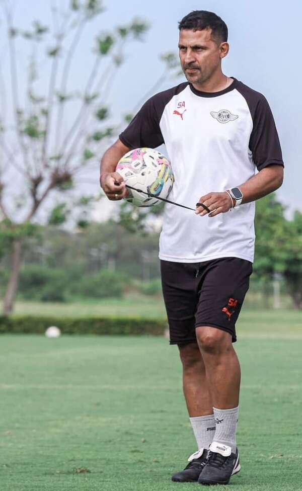Libertad: Aquino, confirmado como DT - Fútbol - ABC Color