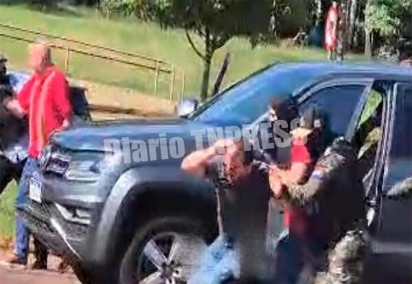 Maleantes vestidos como policías, o tal vez, verdaderos policías perpetraron atraco y rapto – Diario TNPRESS