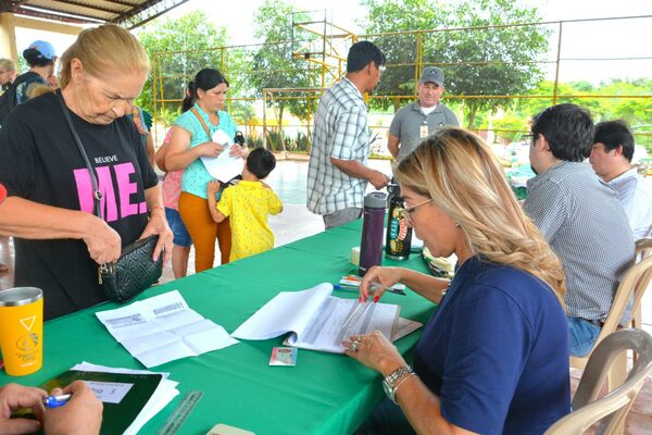 La Entidad Binacional Yacyretá (EBY) continúa con el cronograma de entrega de bonos sociales por fin de año