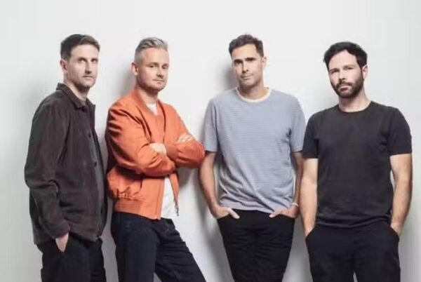 [VIDEO] ¡El grupo Keane publicó un vídeo ponderando el arpa paraguaya!