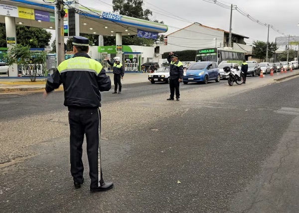 PMT refuerza operativos viales para las fiestas de fin de año