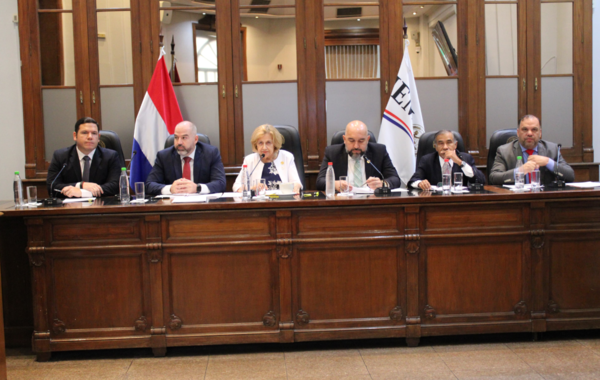 Archivan causa contra Juez de Luque y solicitan remitir antecedentes a la Fiscalía - PDS RADIO Y TV