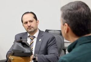 Tras escandaloso corte de cooperación con la DEA, Jalil logra sugestivo “permiso” - Política - ABC Color