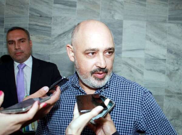 Procesados por desvío de G. 17.000 millones en Essap, con sobreseimiento provisional - Nacionales - ABC Color