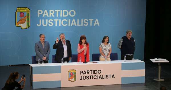 La Nación / Cristina Kirchner asumió la presidencia del partido peronista