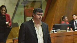 Esteban Samaniego se salva de juicio por desfalco municipal, pero su esposa y su madre fueron acusadas
