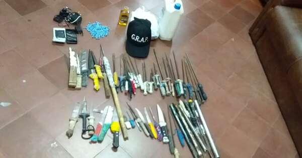 Diario HOY | Arma blanca, ¿es posible pluralizar esta expresión?