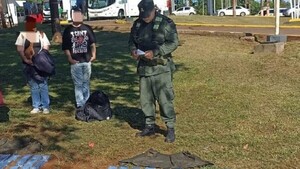 Pareja paraguaya es detenida con 120 celulares de contrabando en Puerto Iguazú
