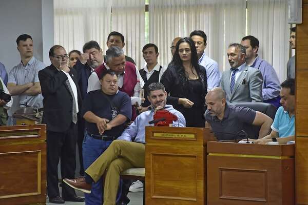 Acción contra subasta de Costanera: juez, esposo de funcionaria de Nenecho, se apartó del caso - Nacionales - ABC Color
